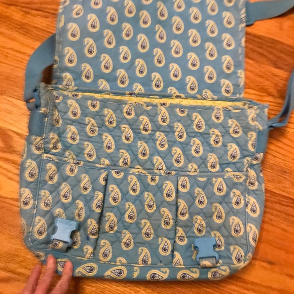 OFFERS??? Vera Bradley bag bundle!! - Picture 3 of 8